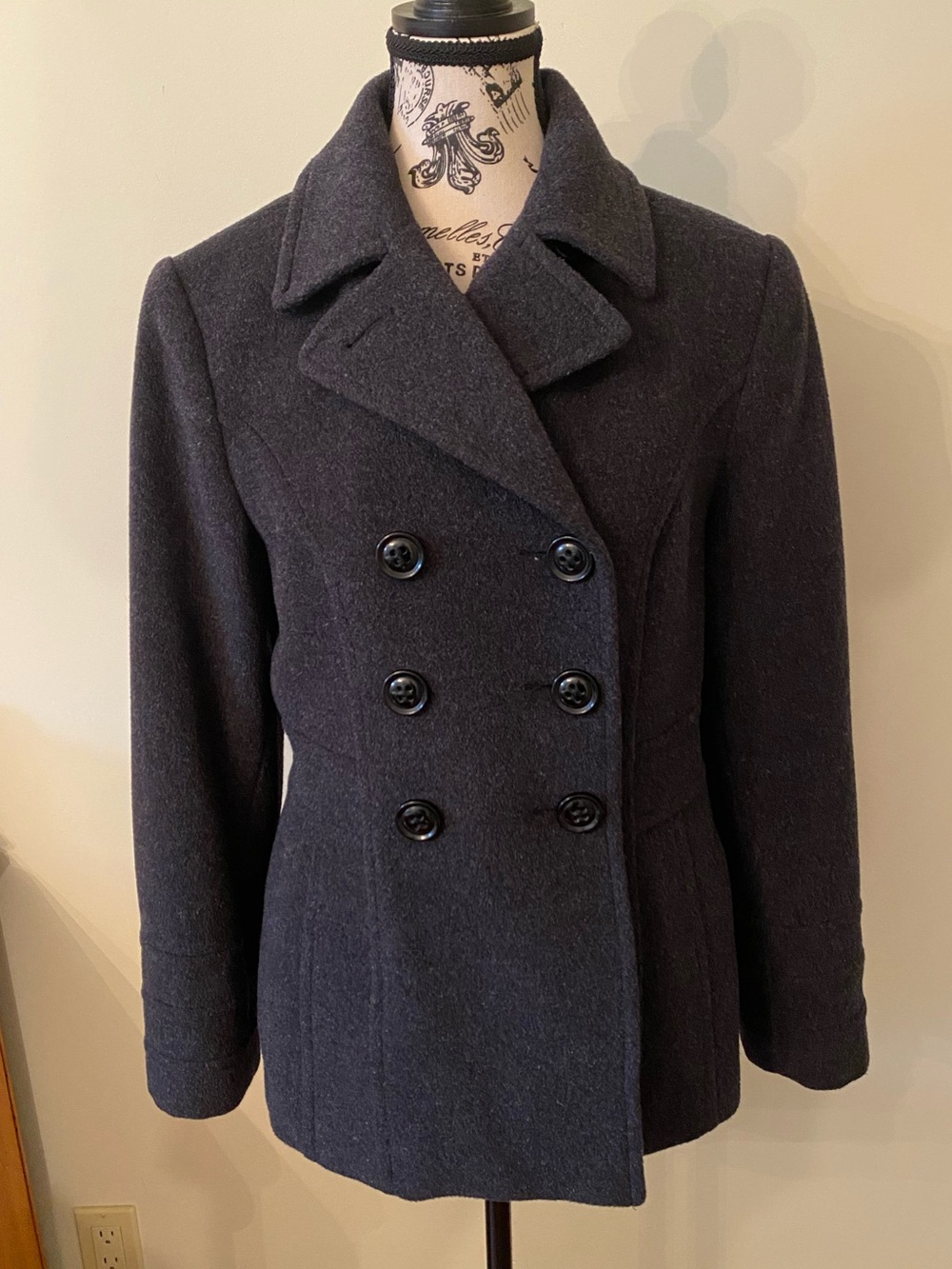 St. John Wool/Cashmere Grey Coat size M NWOT condition
